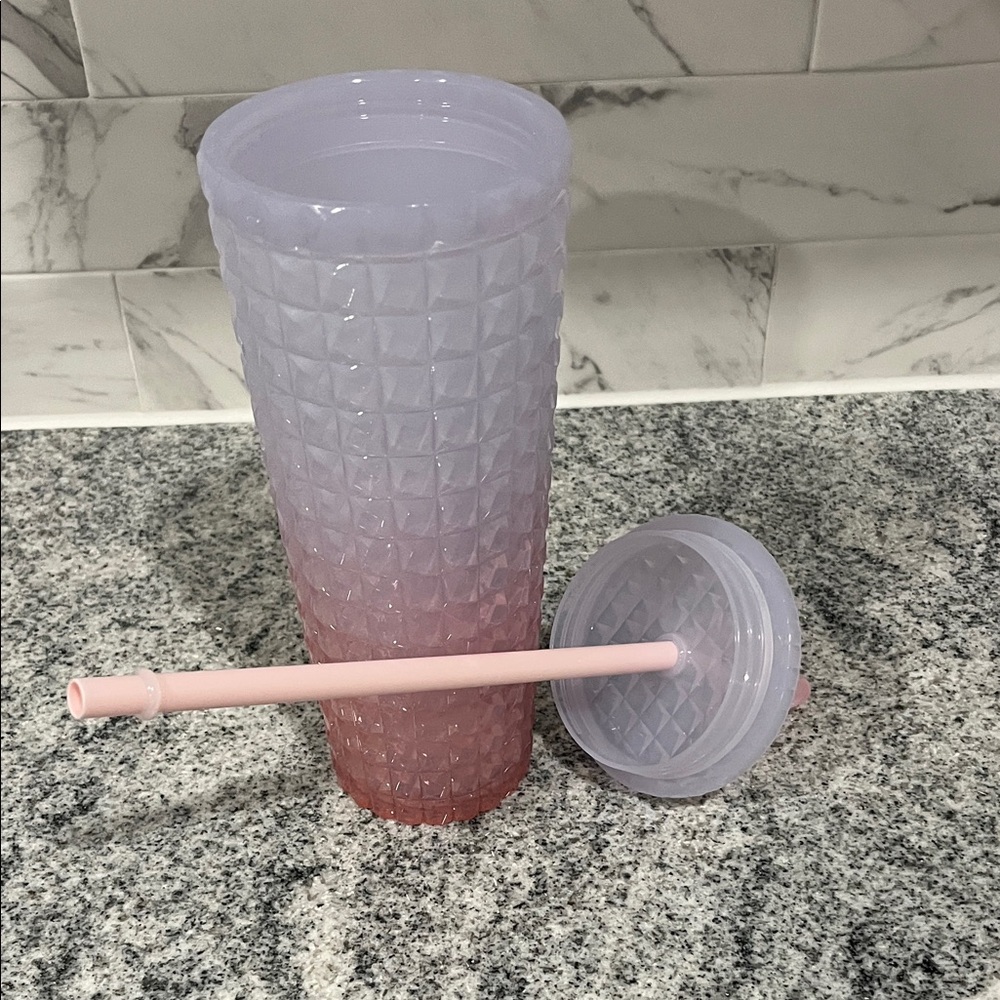 NWT Starbucks Limited Edition Cherry Blossom Cold Cup Gradient Pink 24oz - Picture 10 of 13